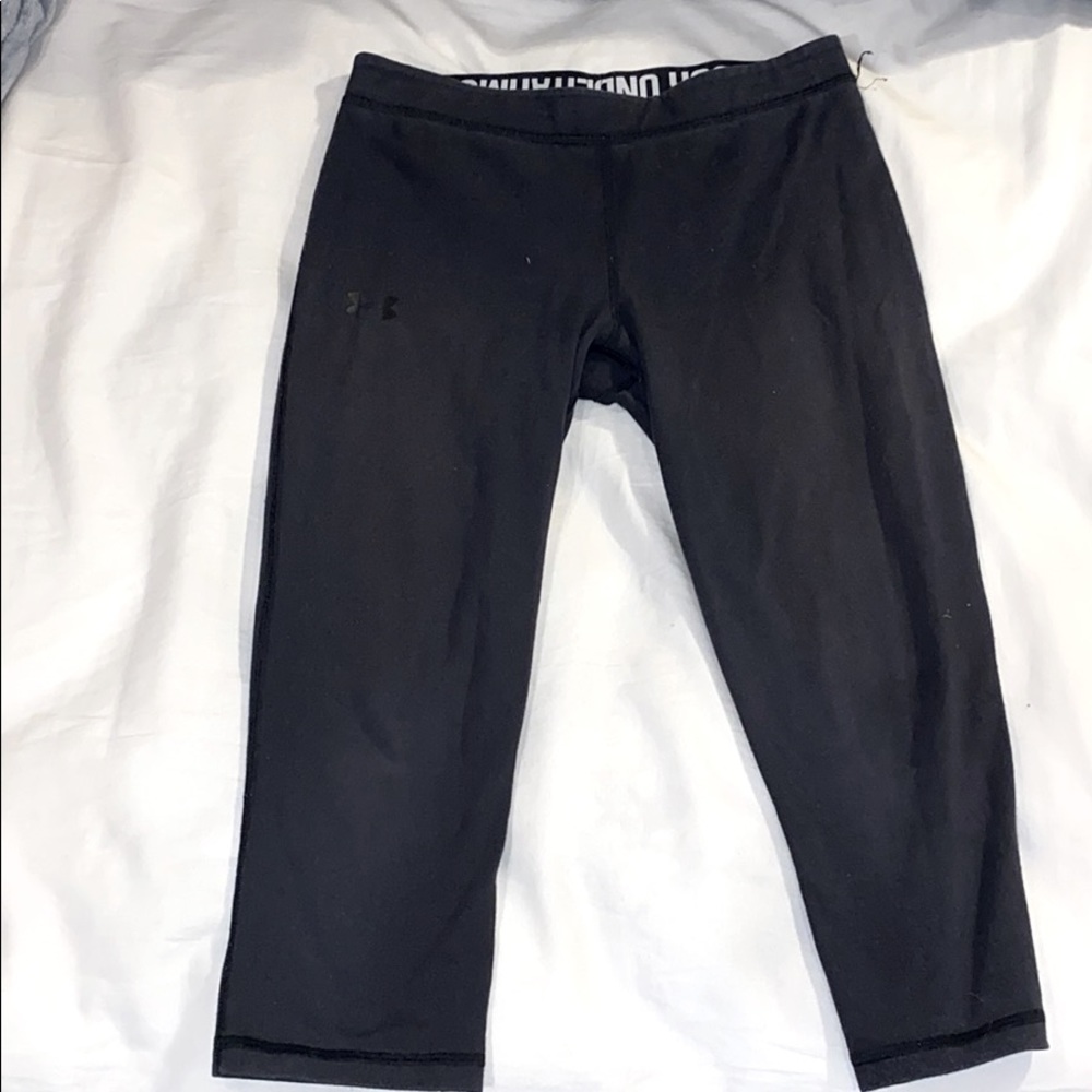 Underarmour black legging: